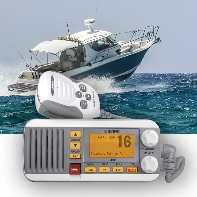 Uniden UM435 Fixed Mount VHF Radio - White [UM435]